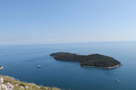 ostrov gde pavlini 450x300 Павлины, говоришь... 