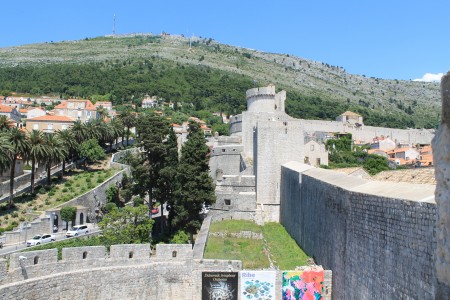 ukrepleniya dubrovnika 450x300 Павлины, говоришь... 